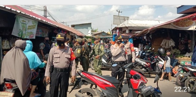 Cegah Claster Baru Covid 19 Polsek Cikarang Barat Lakukan Woro – Woro