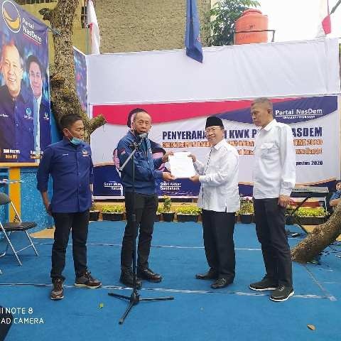 NasDem Serahkan B1-KWK Kepada Herman-TB Mulyana Untuk Pilkada Cianjur