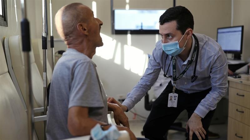 Uji Coba Vaksin Virus Corona AstraZeneca Ditangguhkan, Joe Biden Tuduh  Trump Gunakan Vaksin Sebagai Alat