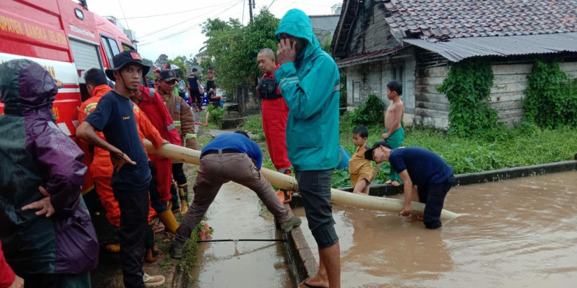 Sumedang Dilanda Banjiri Satu Orang Hilang