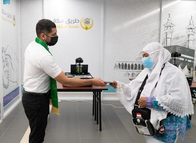 Diberi Kemudahan, Paspor Jemaah Indonesia Diperiksa di Bandara Keberangkatan